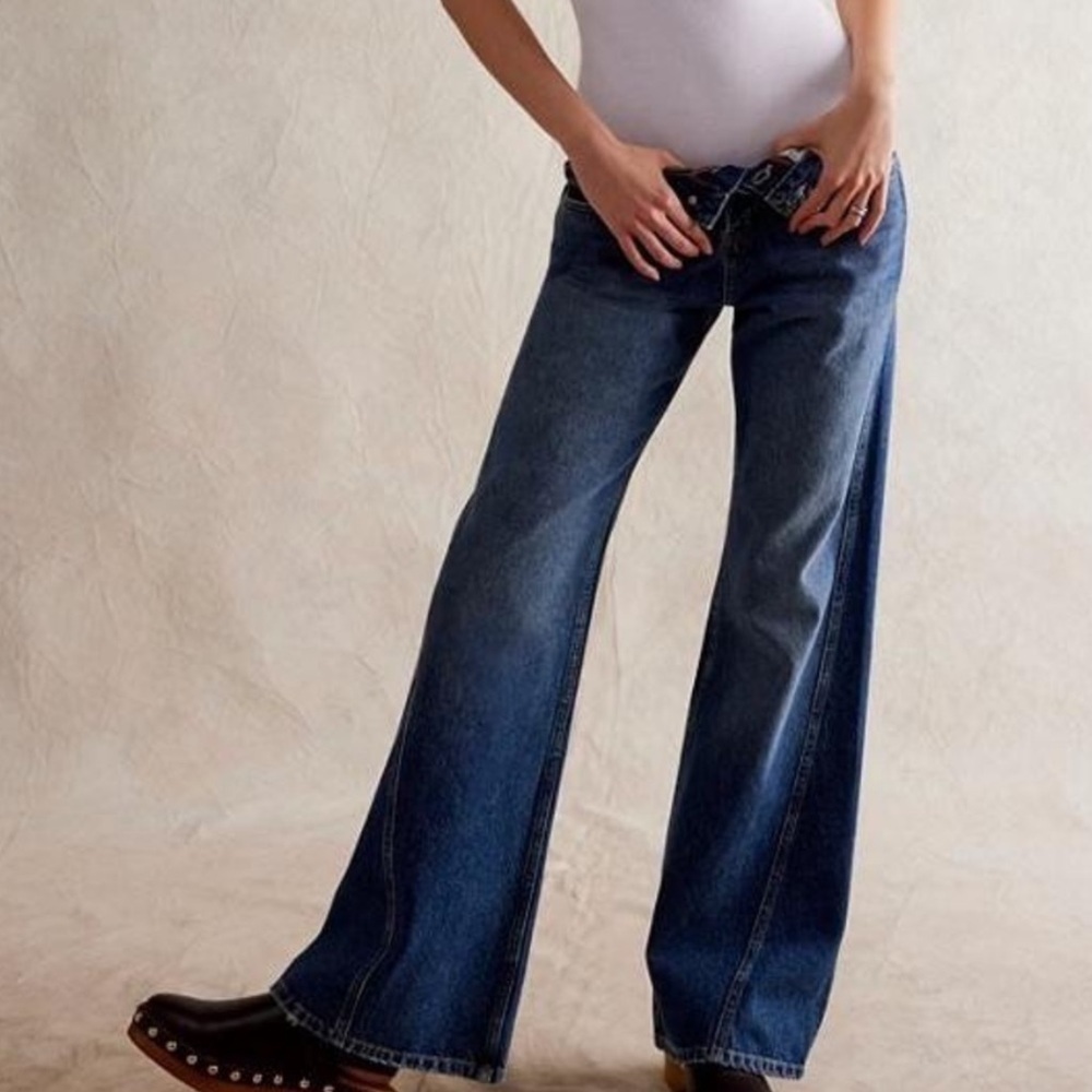 LIKE NEW Free People We The Free Expert Advice Flare Jean